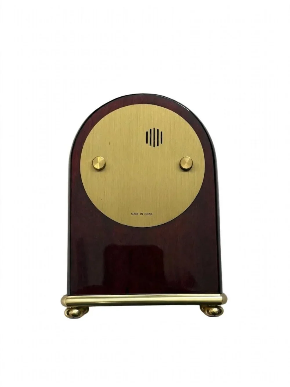 Montaigne elegant vintage